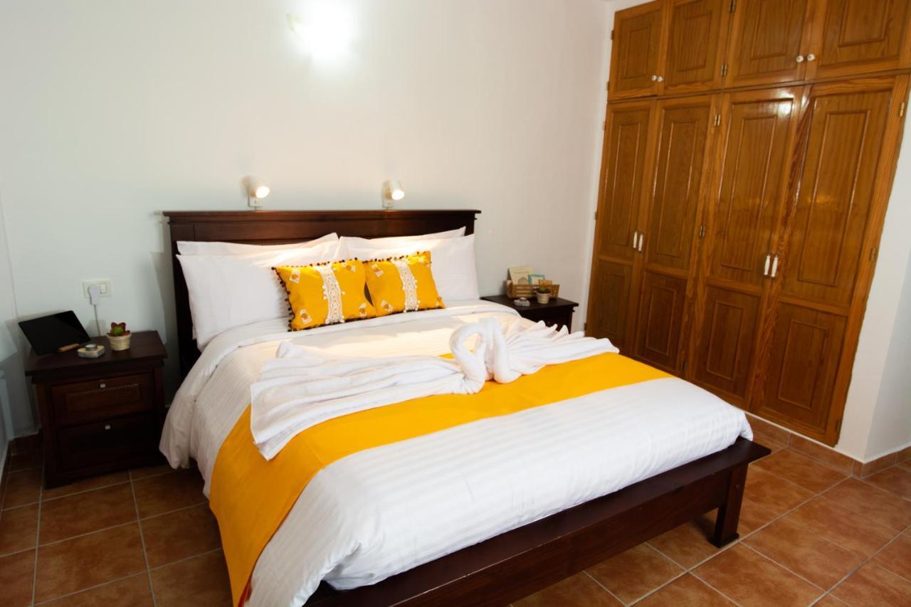 Geko Hotels Los Llanillos Ngoại thất bức ảnh
