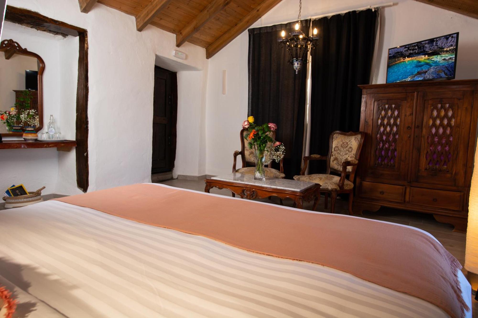 Geko Hotels Los Llanillos Ngoại thất bức ảnh
